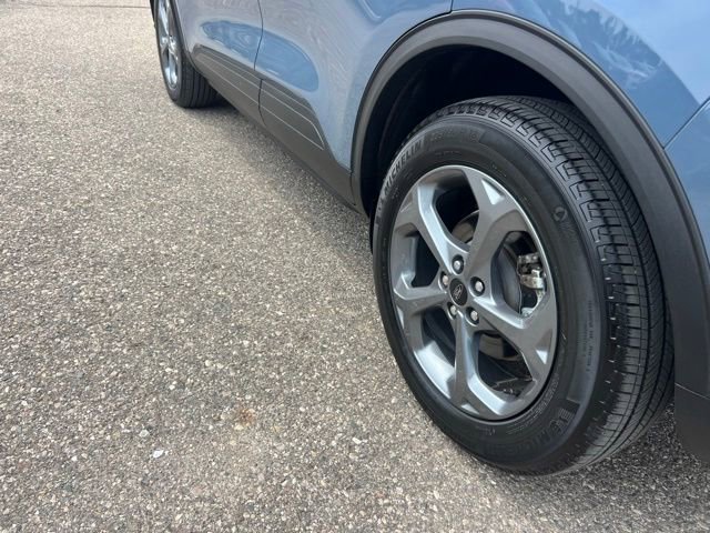 Certified 2025 Ford Escape ST-Line AWD/4WD image 25
