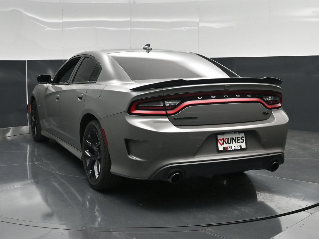 Used 2019 Dodge Charger R/T w/ Plus Group RWD image 11