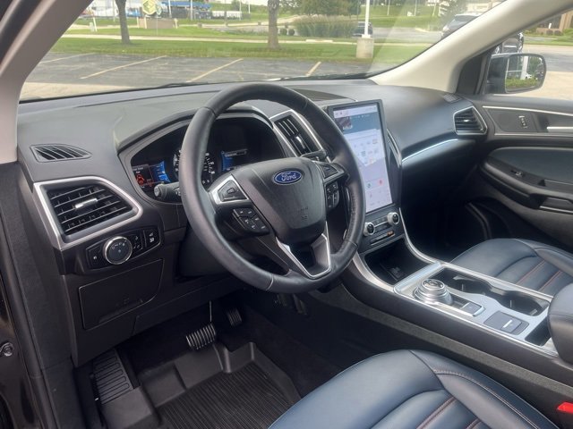 Certified 2024 Ford Edge SEL w/ Sport Appearance Package image 12