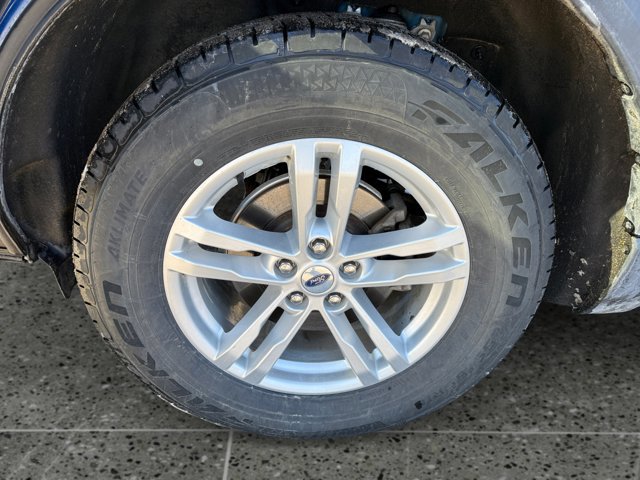 Certified 2023 Ford Explorer XLT w/ Equipment Group 202A image 7