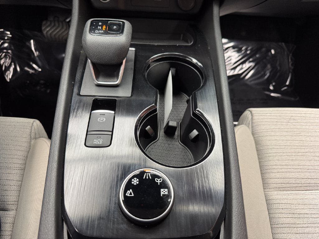 Used 2023 Nissan Rogue SV AWD/4WD image 21