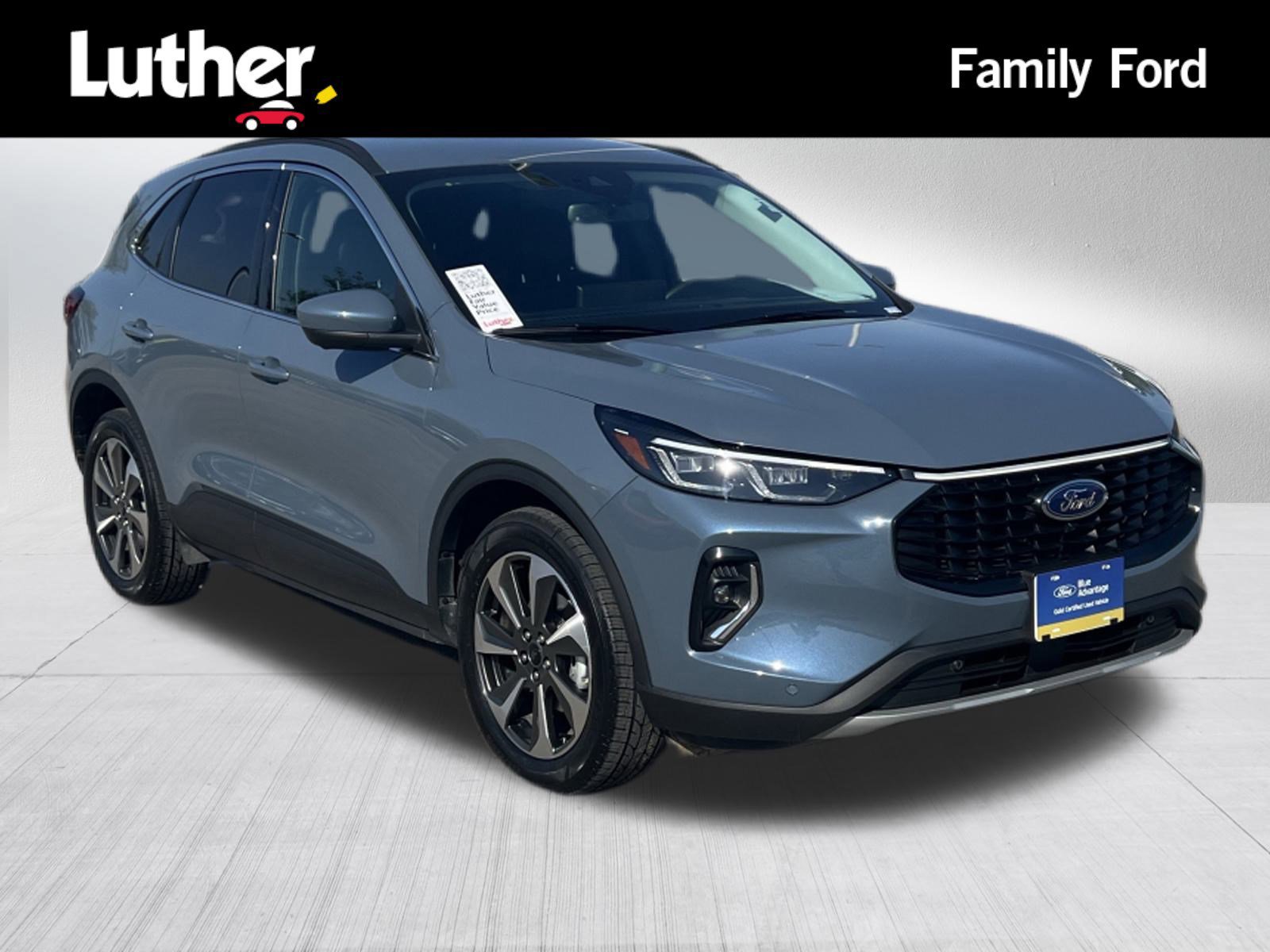 Certified 2023 Ford Escape Platinum w/ Class II Trailer Tow Package image 7