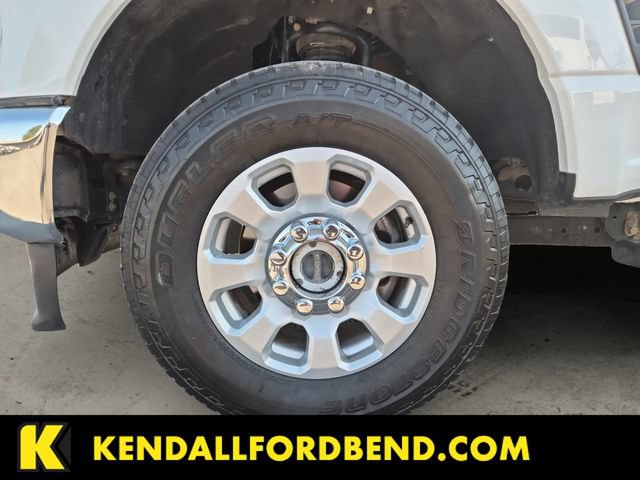 Certified 2023 Ford F350 XLT w/ FX4 Off-Road Package AWD/4WD image 9