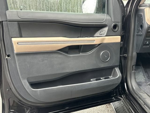 Certified 2023 Ford Expedition Limited image 10