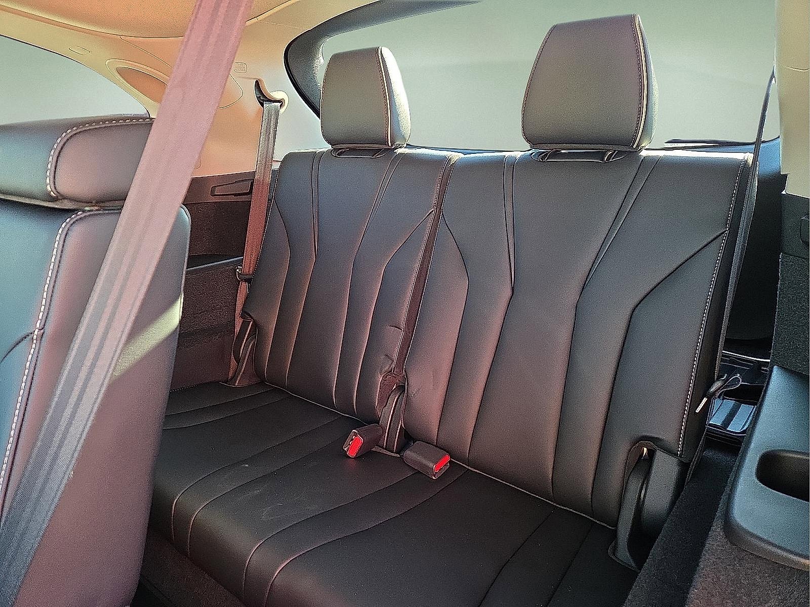 Used 2022 Acura MDX SH-AWD w/ Advance Package image 10