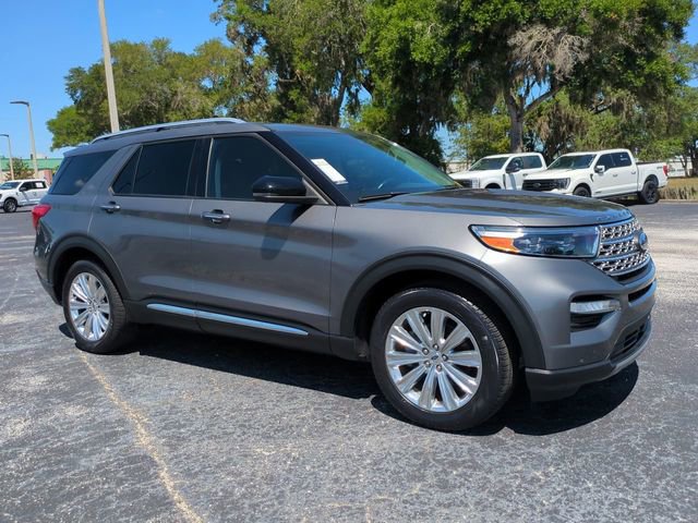 Certified 2022 Ford Explorer Limited w/ Equipment Group 301A RWD image 2