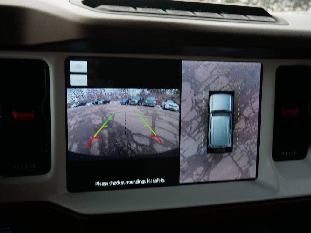 Certified 2024 Ford Bronco Heritage Edition image 25