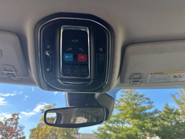 Used 2023 Jeep Grand Cherokee 4WD 4xe image 30