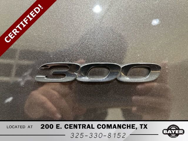 Used 2022 Chrysler 300 Touring L image 25