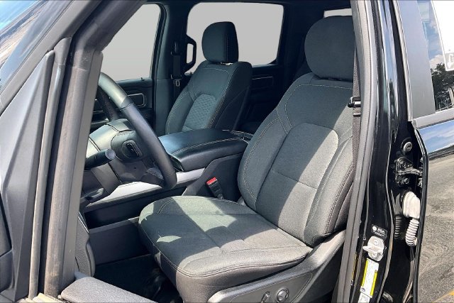 Used 2025 RAM 1500 Big Horn AWD/4WD image 28