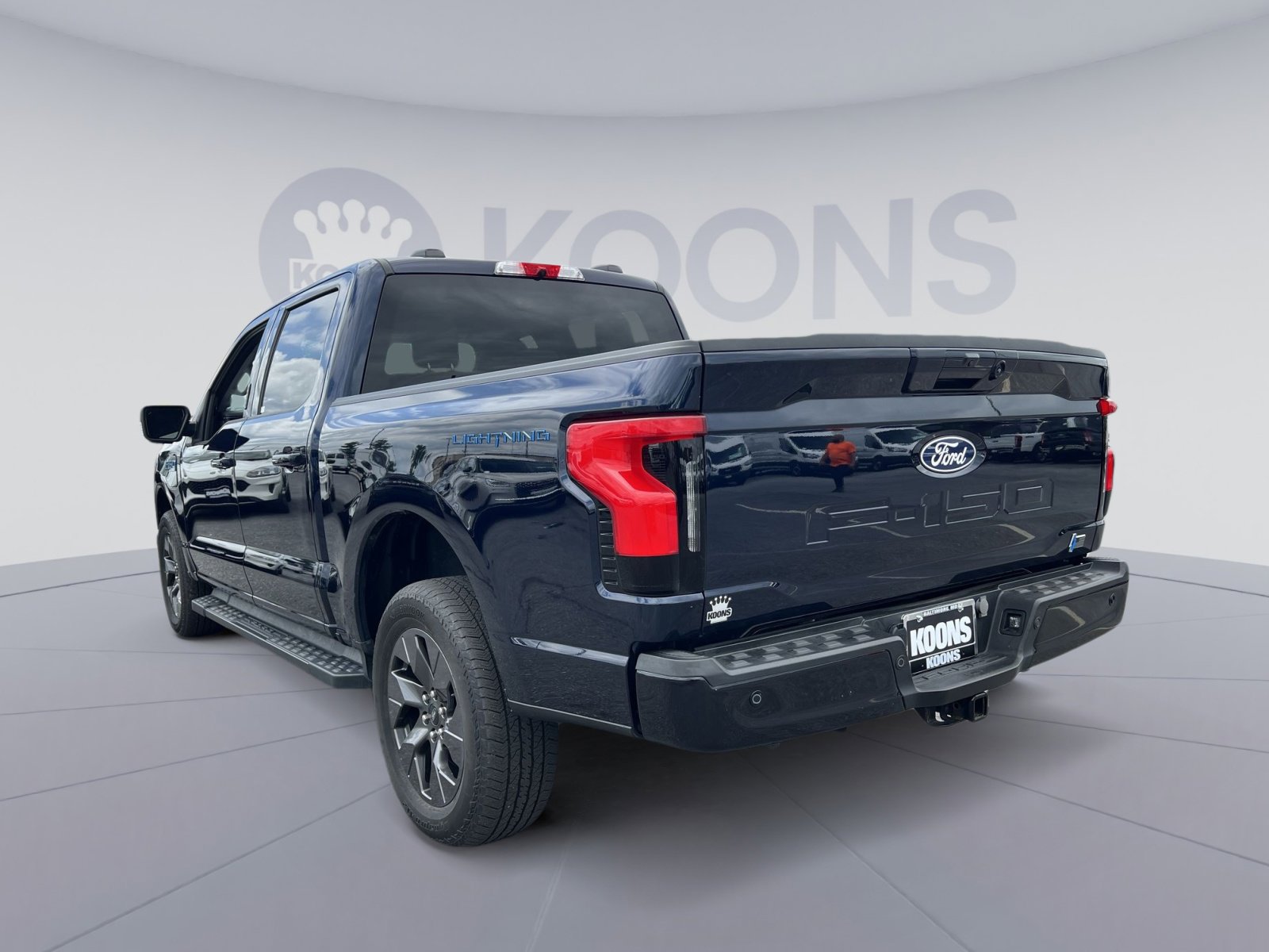 Certified 2024 Ford F150 Lightning Flash AWD/4WD image 4