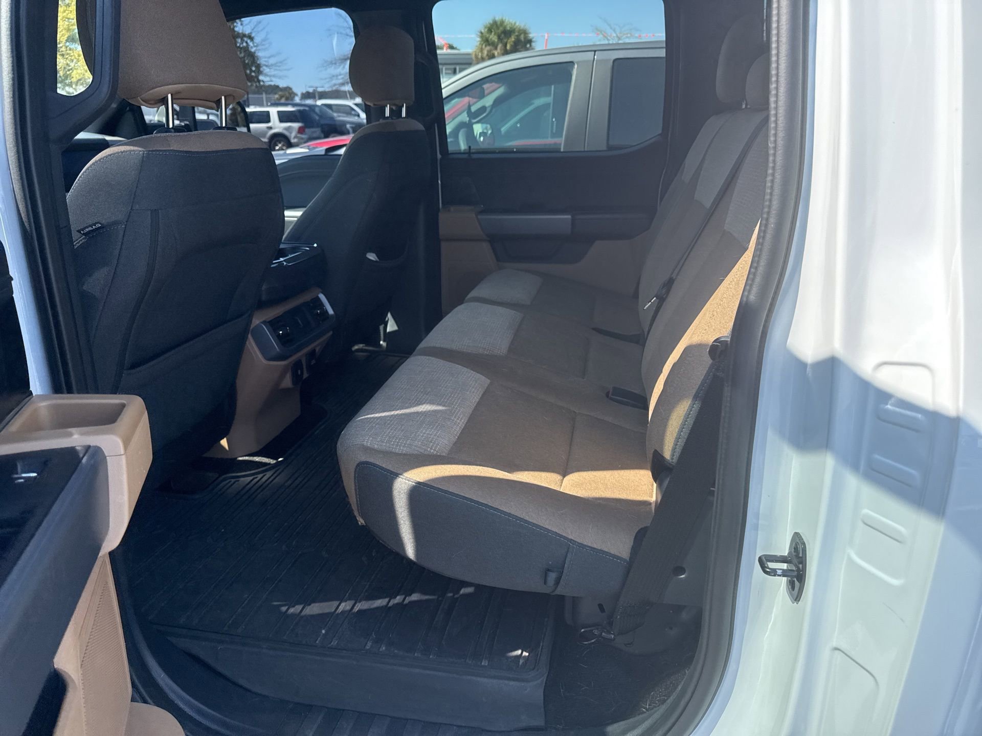 Certified 2021 Ford F150 XLT w/ Equipment Group 302A High image 11