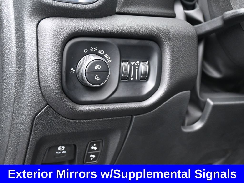 Used 2025 RAM 1500 Laramie AWD/4WD image 14