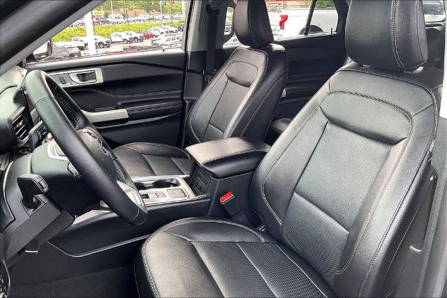 Certified 2023 Ford Explorer Limited w/ Class IV Trailer Tow Package RWD image 24