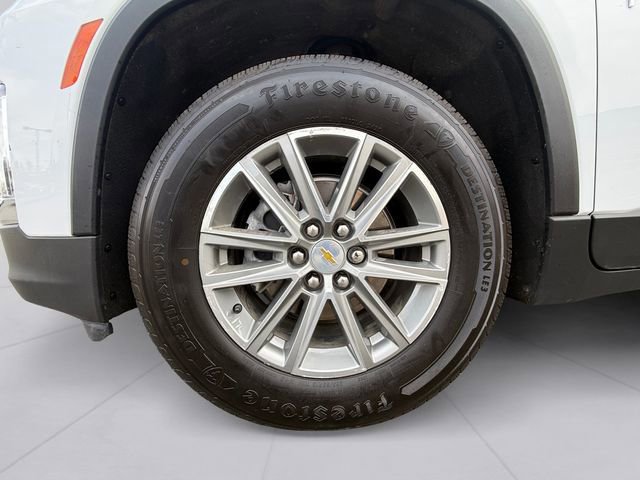 Used 2023 Chevrolet Traverse LT image 9