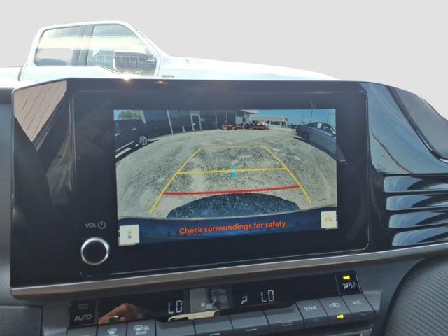 Used 2025 Toyota Camry SE FWD image 20