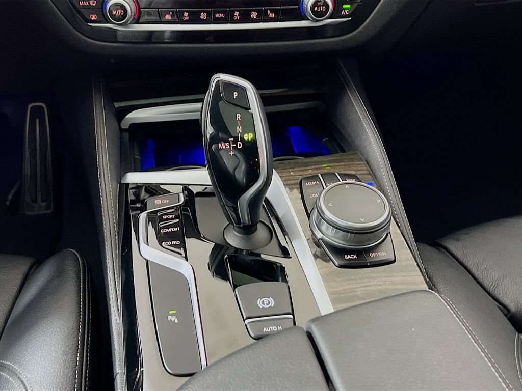 Used 2017 BMW 540i xDrive AWD/4WD image 22