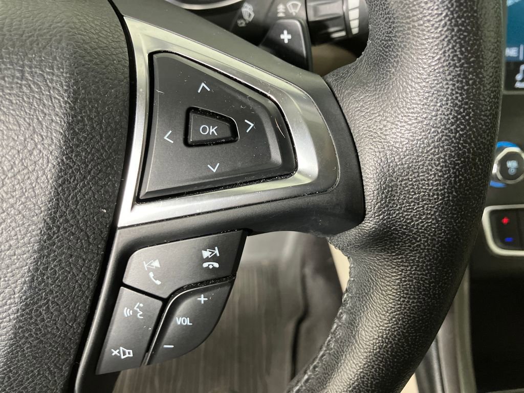 Certified 2017 Ford Fusion SE w/ Fusion SE Technology Package image 18