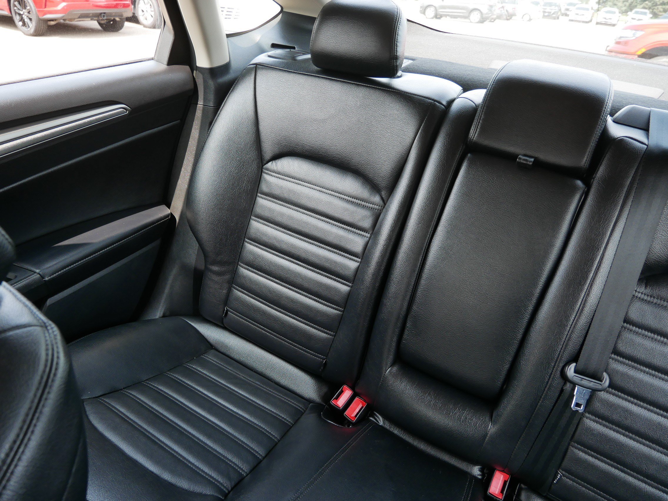 Certified 2019 Ford Fusion SE FWD image 12