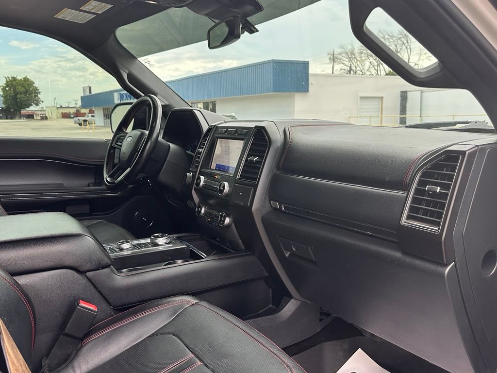 Certified 2020 Ford Expedition Limited w/ Equipment Group 303A AWD/4WD image 25