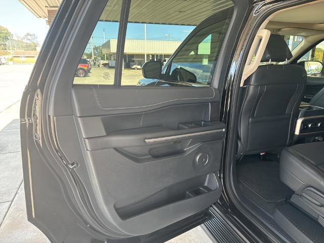 Certified 2024 Ford Expedition Max XLT image 16