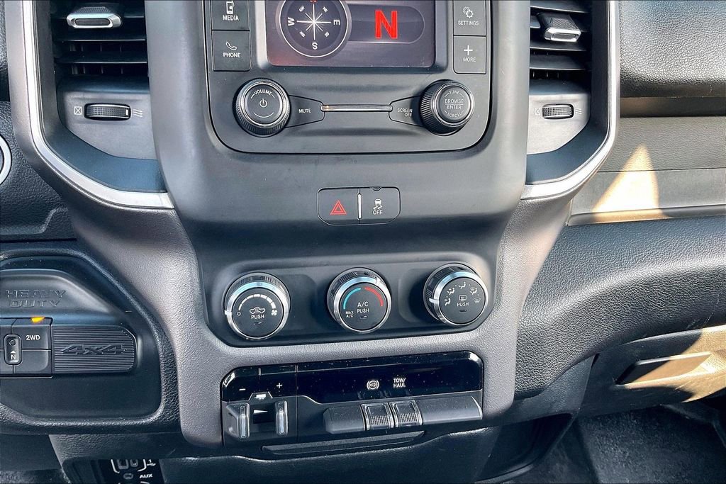 Used 2020 RAM 2500 Big Horn image 33