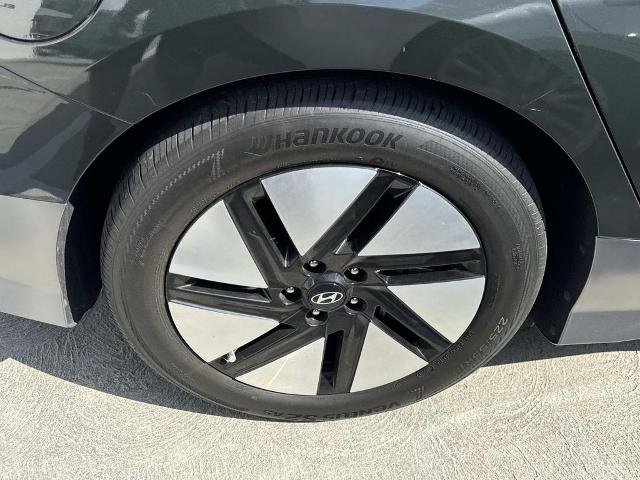 Used 2024 Hyundai Ioniq 6 SE RWD image 7