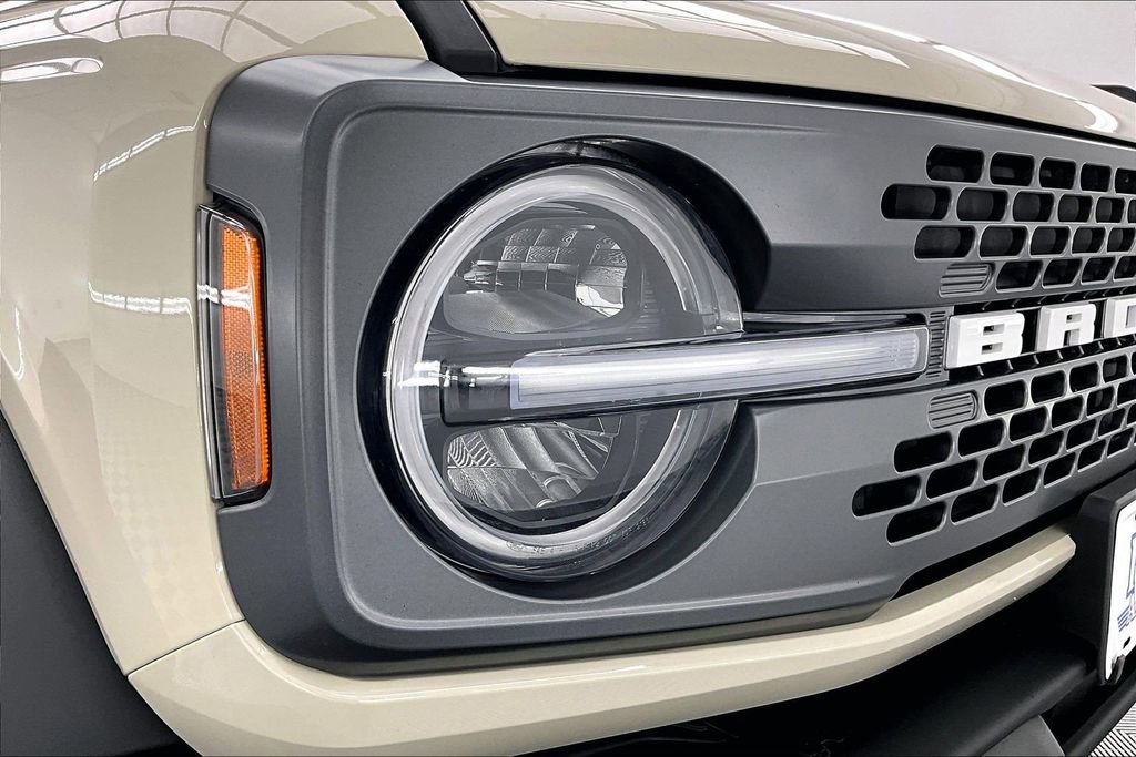 Certified 2025 Ford Bronco Badlands AWD/4WD image 29