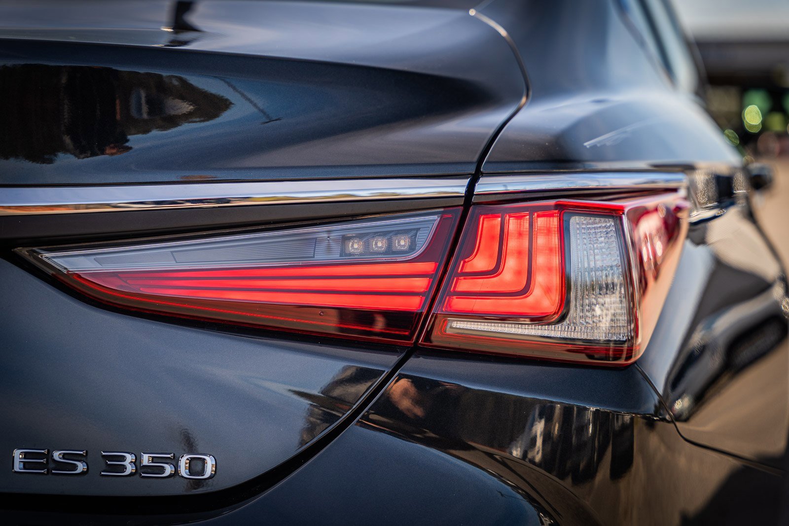 Used 2023 Lexus ES 350 w/ Premium Package image 23