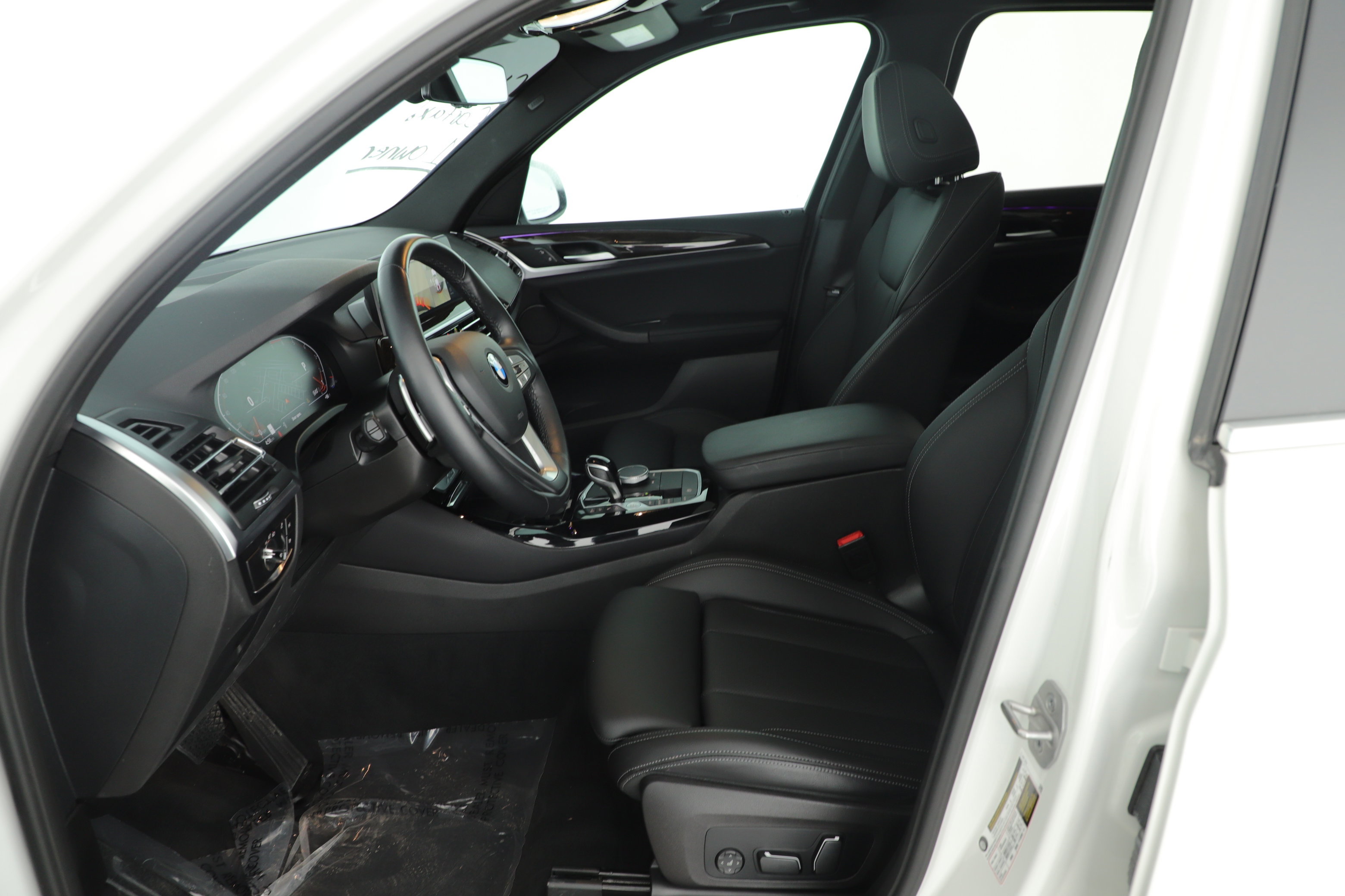 Used 2024 BMW X3 sDrive30i w/ Convenience Package RWD image 10