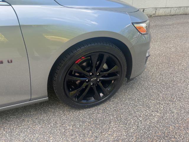 Used 2025 Chevrolet Malibu LT w/ Redline Edition image 9