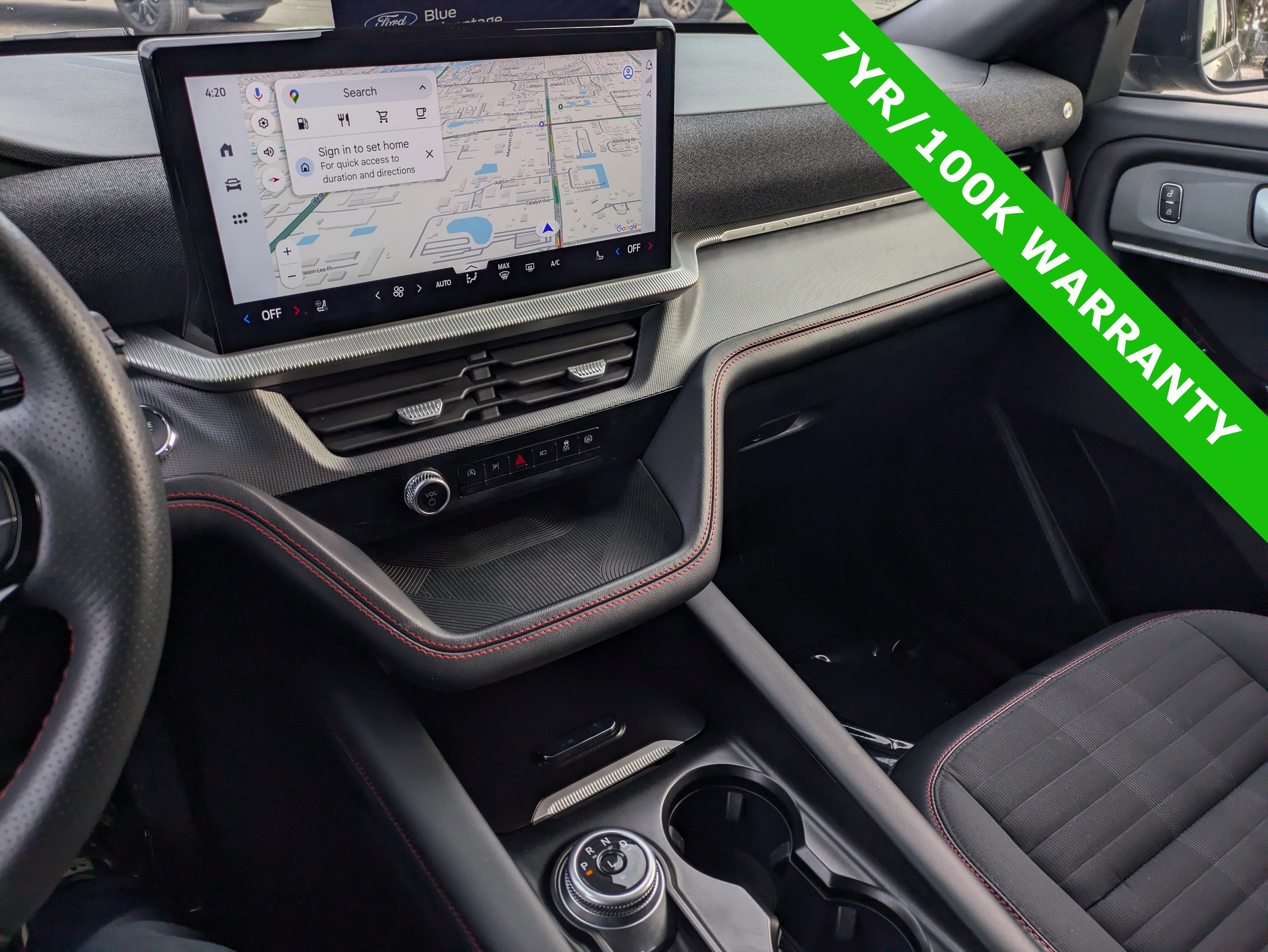 Certified 2025 Ford Explorer ST-Line w/ ST-Line Street Pack image 32