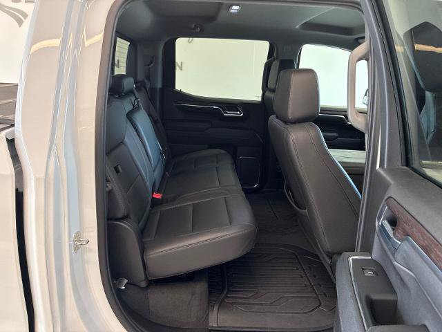 Used 2024 GMC Sierra 1500 SLT w/ SLT Convenience Package AWD/4WD image 8