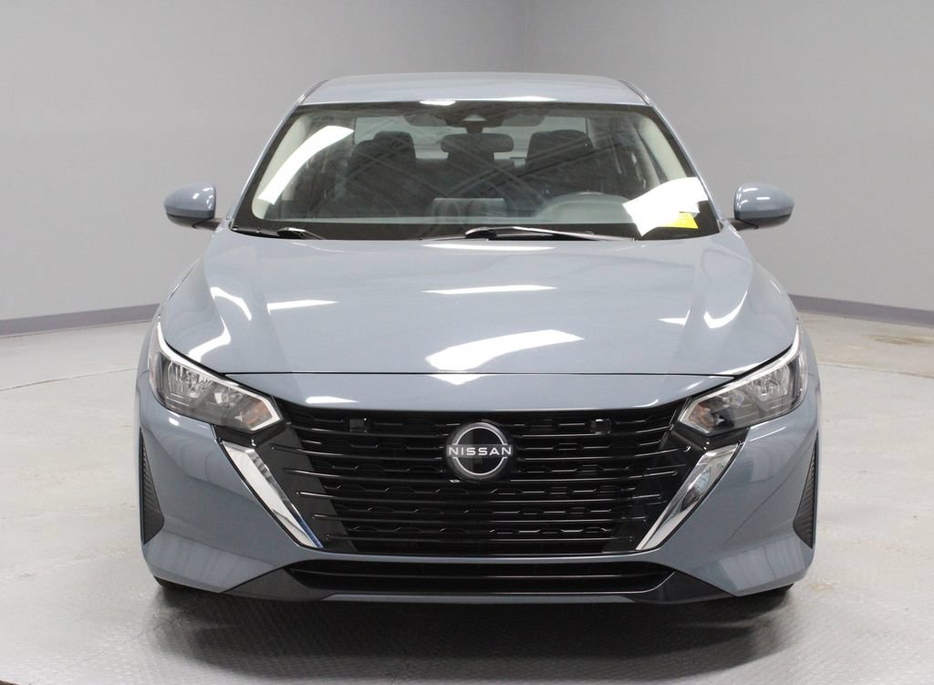 Used 2025 Nissan Sentra SV w/ Trunk Package FWD image 5
