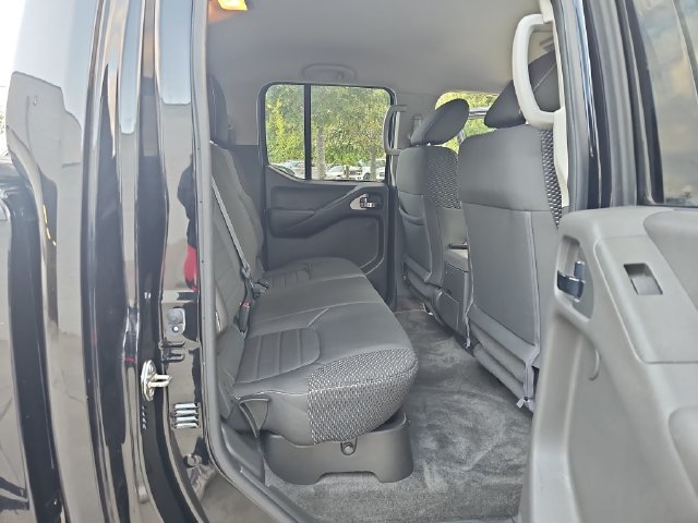 Used 2018 Nissan Frontier PRO-4X AWD/4WD image 11