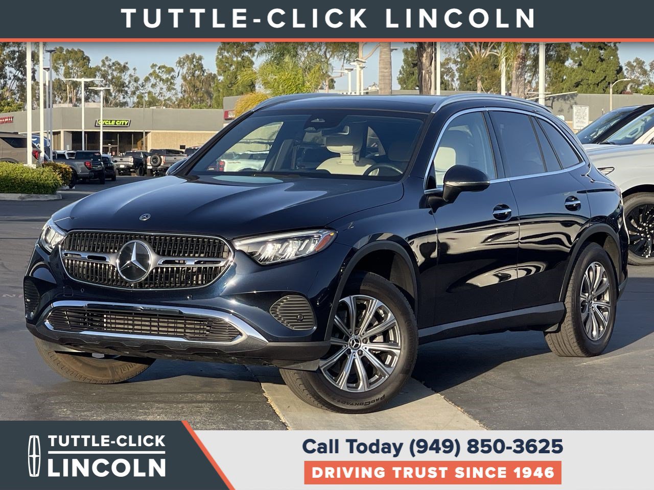Used 2024 Mercedes-Benz GLC 300 4MATIC image 1