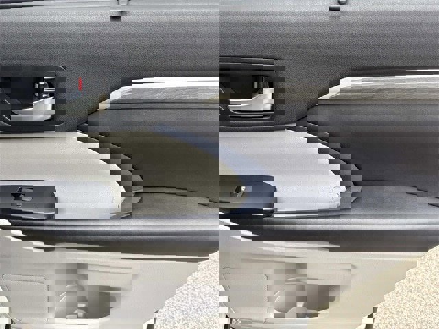 Used 2019 Toyota Highlander Limited image 23