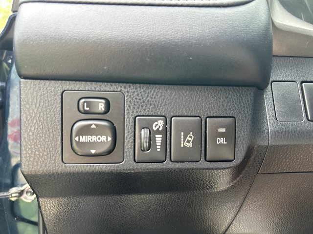 Used 2018 Toyota RAV4 XLE FWD image 27