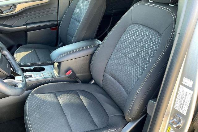 Certified 2024 Ford Escape Active FWD image 21
