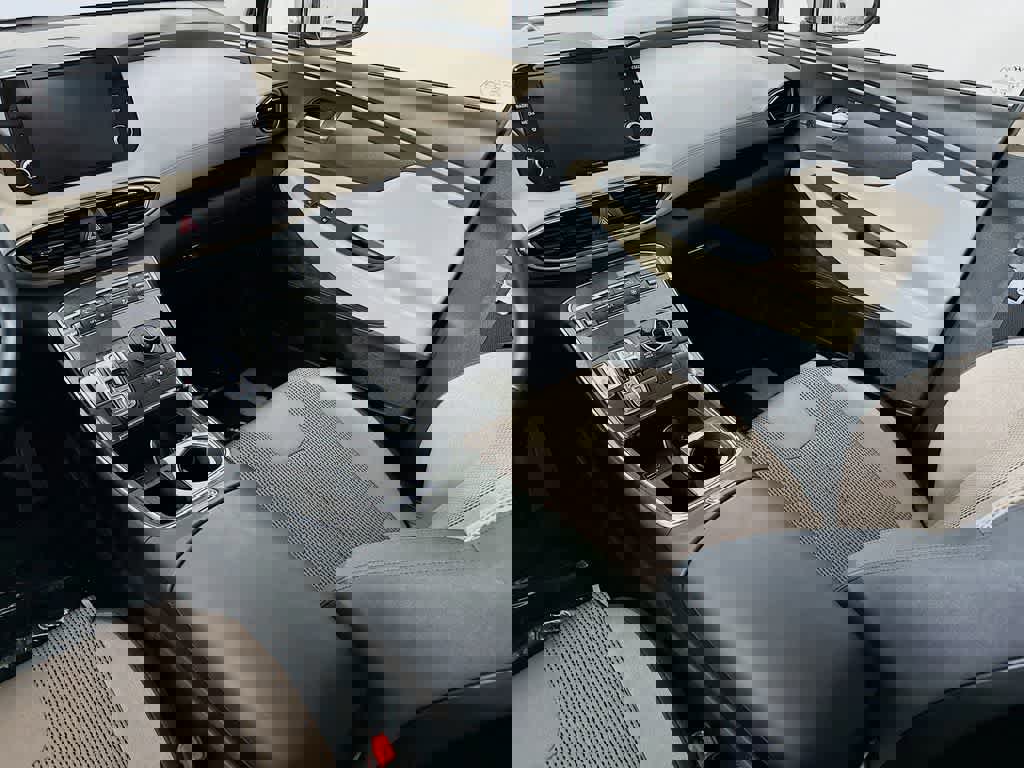 Used 2021 Hyundai Santa Fe SEL w/ Convenience Package image 14