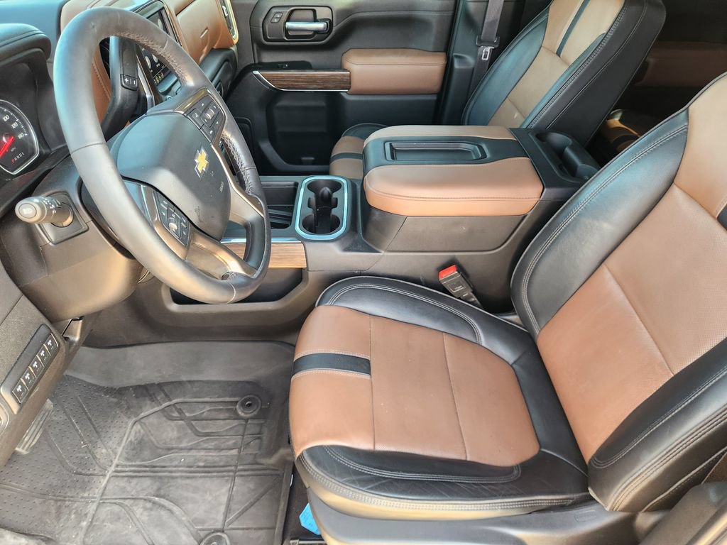 Used 2022 Chevrolet Silverado 3500 High Country w/ Safety Package II AWD/4WD image 12
