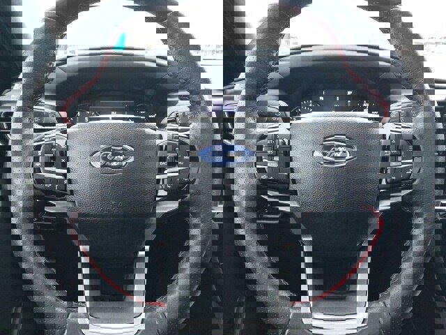 Certified 2023 Ford Explorer ST-Line w/ Class IV Trailer Tow Package image 21