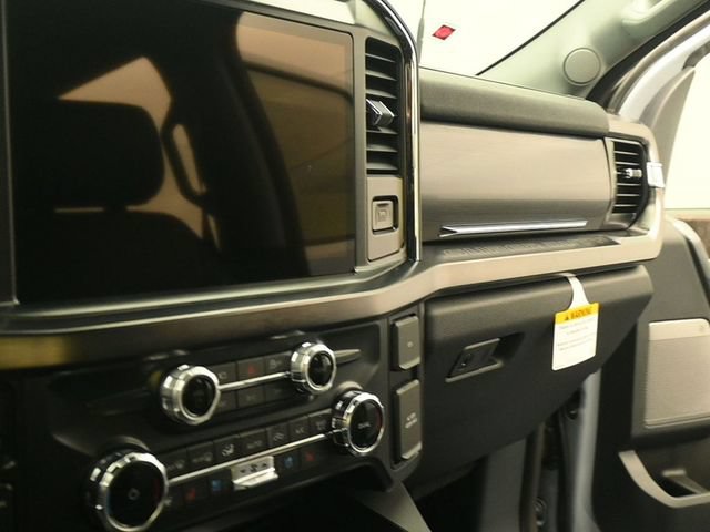 Certified 2026 Ford F250 Lariat w/ FX4 Off-Road Package AWD/4WD image 13