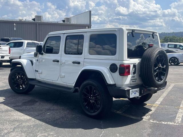 Used 2025 Jeep Wrangler Unlimited Sahara AWD/4WD image 6