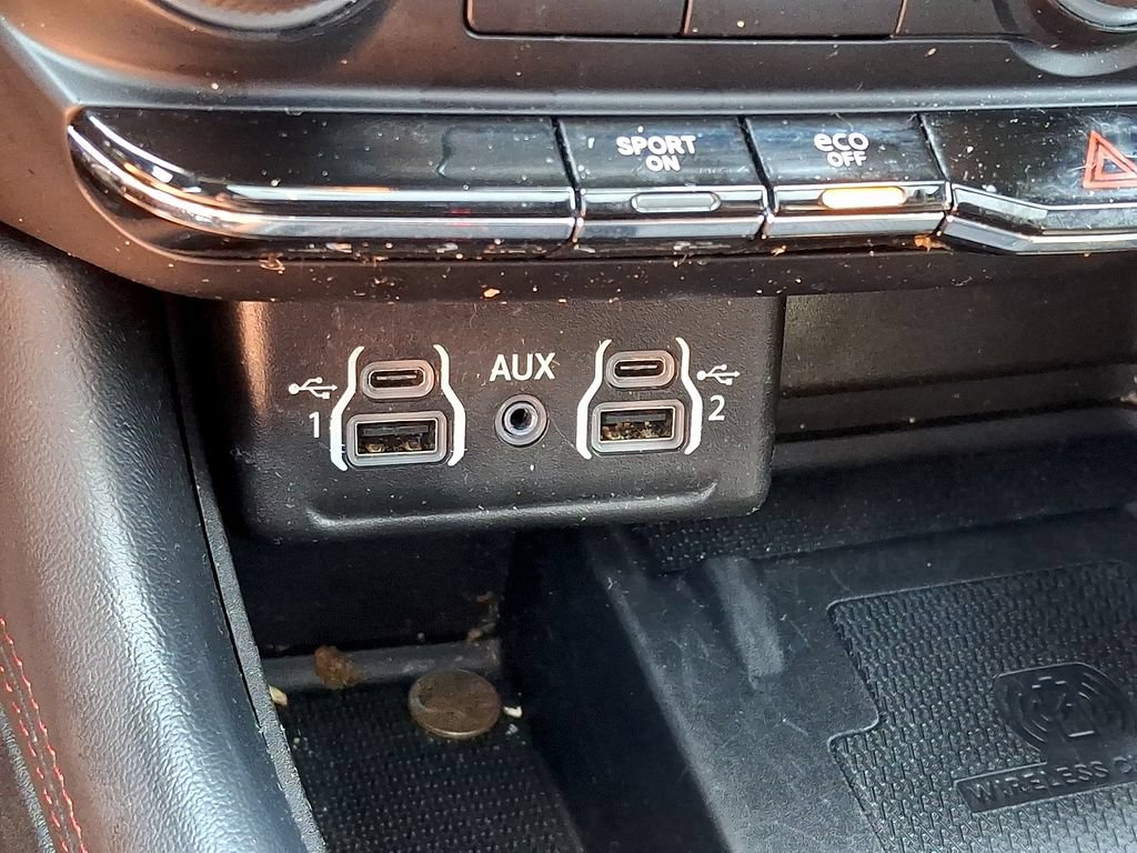 Used 2024 Dodge Durango R/T RWD image 23
