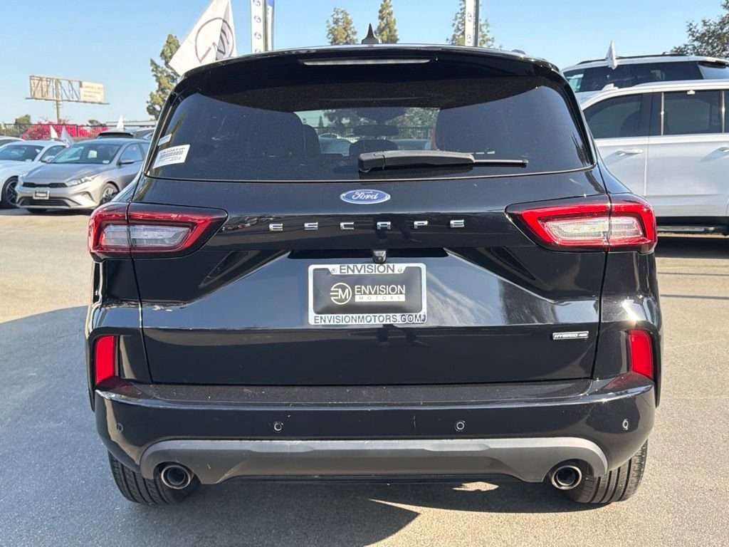 Certified 2024 Ford Escape ST-Line Select w/ Tech Pack #1 AWD/4WD image 10