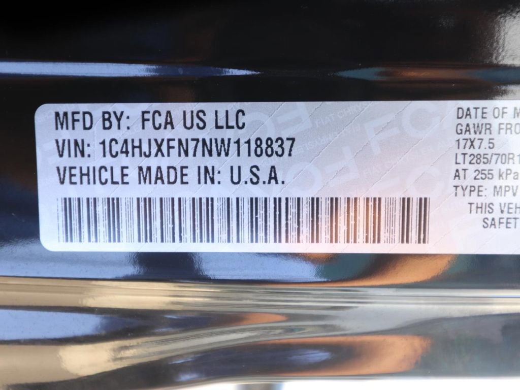 Used 2022 Jeep Wrangler Unlimited Rubicon AWD/4WD image 26