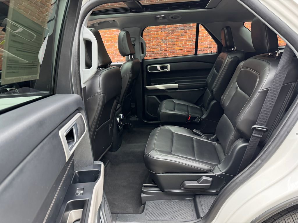 Certified 2023 Ford Explorer XLT w/ Equipment Group 202A image 27