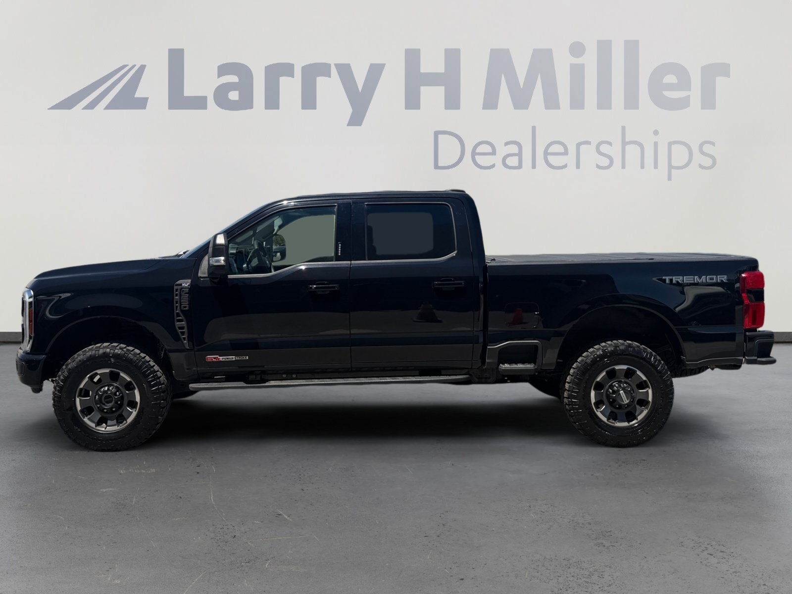 Certified 2024 Ford F250 XLT w/ Black Appearance Package AWD/4WD image 2