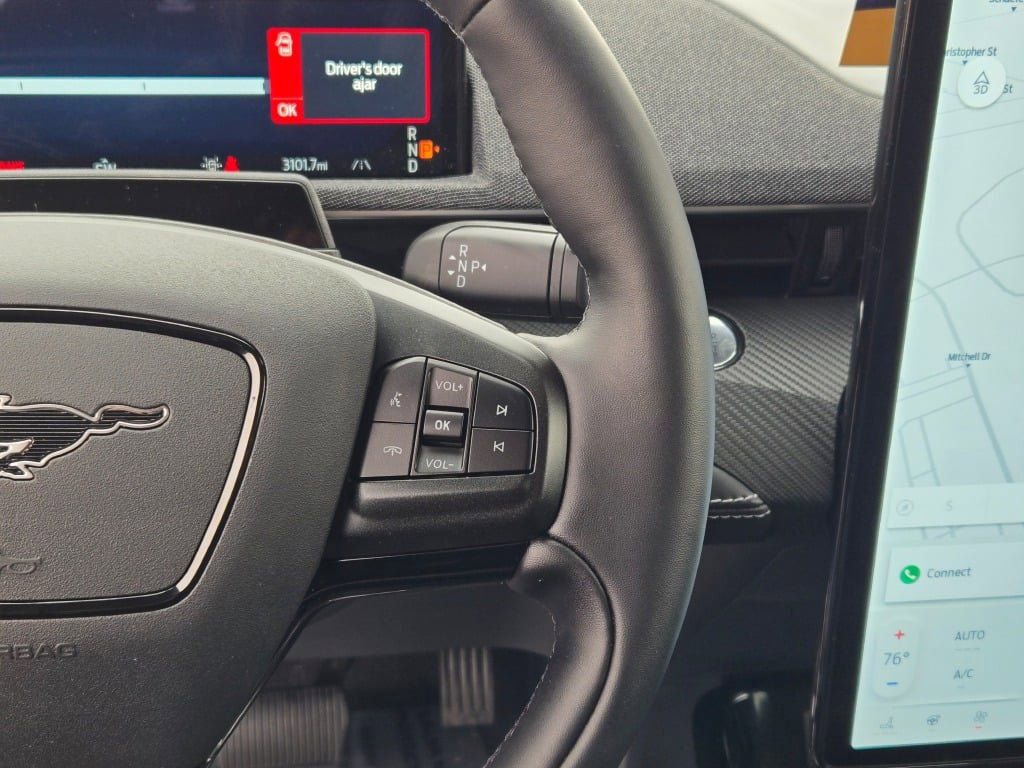 Certified 2025 Ford Mustang Mach-E Premium image 31